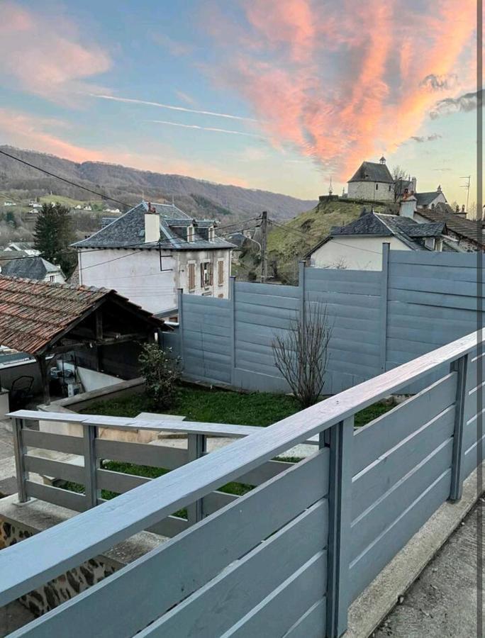 Appartement Le Feron Vic-sur-Cère Exterior foto